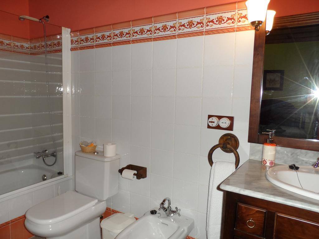 Casa El Campu Guest House Infiesto Eksteriør bilde